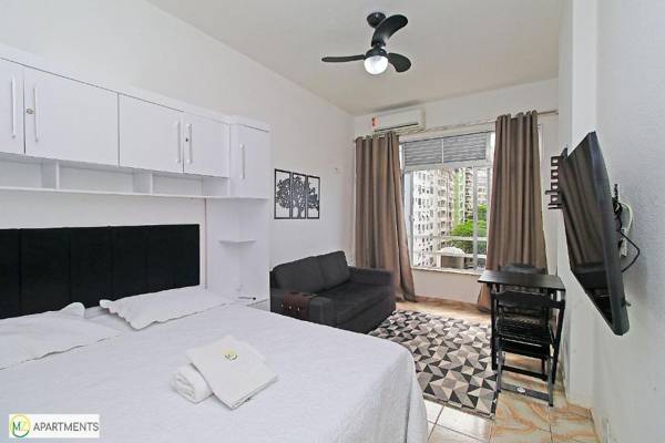 Studio com linda vista para a praia de Copa