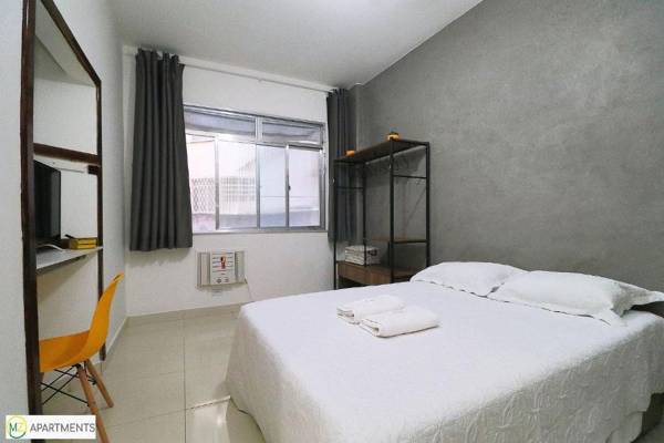 Studio silencioso estiloso e com otima localização em Copacabana