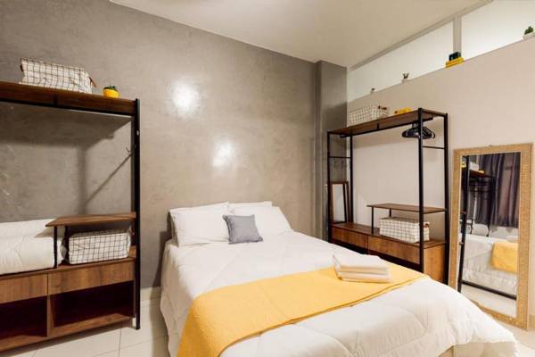 Studio silencioso estiloso e com otima localização em Copacabana