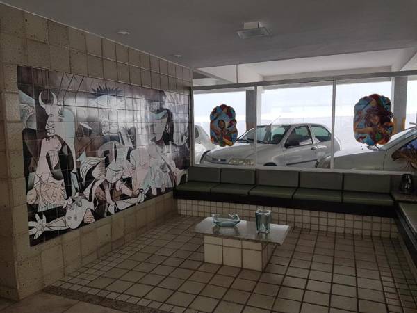 Apartamento de 3 quartos a 100 metros da Praia de Boa Viagem