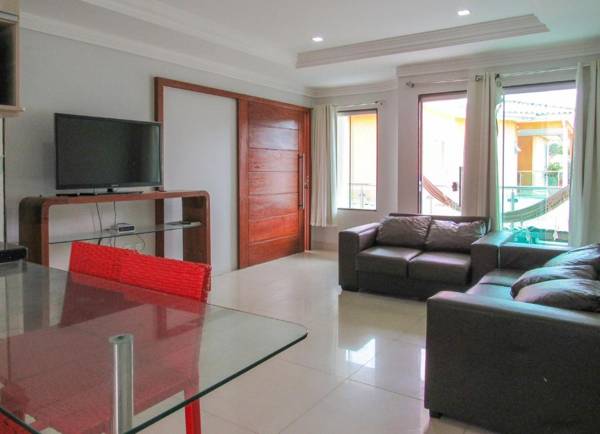 Apto 4 com piscina e wi-fi a 150 m da praia Mundaí