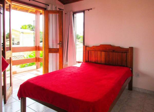 Casa com 4 Suítes Piscina Área Gourmet e Wifi