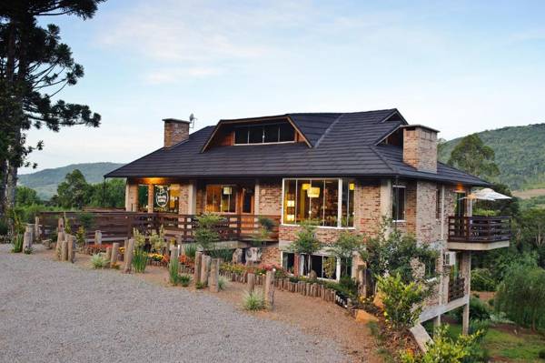 Bina's Haus Pousada Cafeteria e Atelier