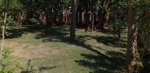 Lumiar linda vista das montanhas com lareira churrasqueira wifi Tv a cabo casa ampla arejada jardim pertinho do centro de Lumiar e de cachoeiras