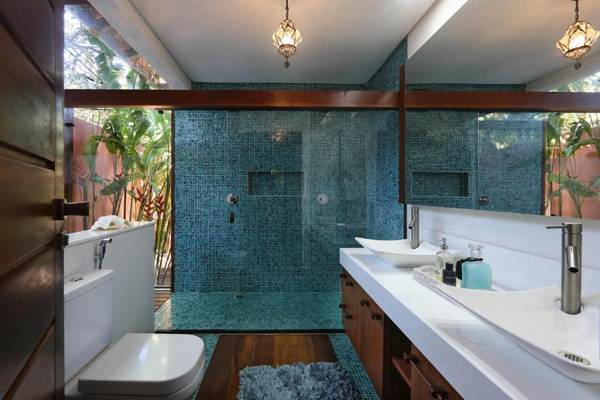 Paradise Family Retreat