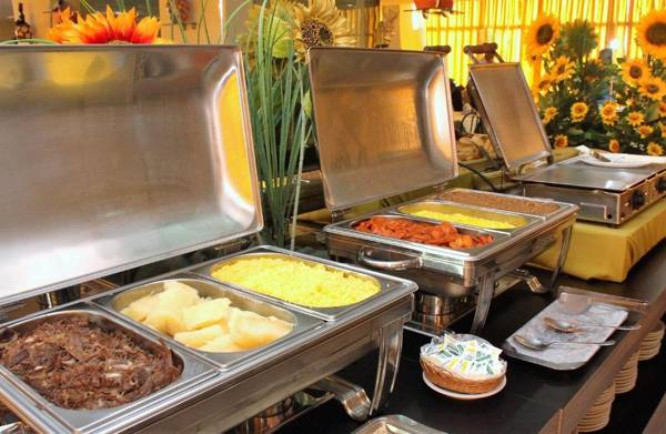 Yak Beach Hotel Ponta Negra