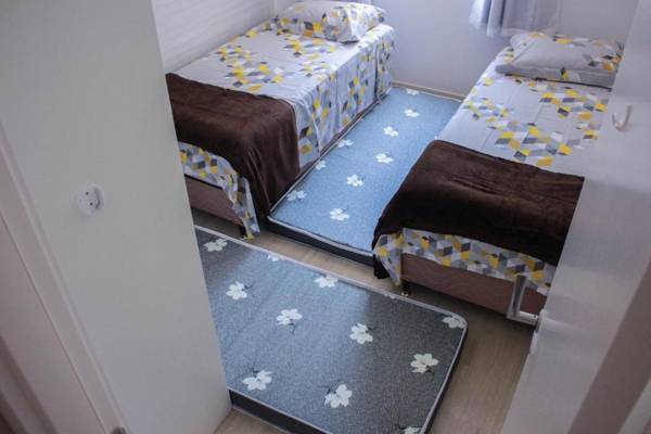 LUXUOSO BEIRA MAR 03 QUARTOS