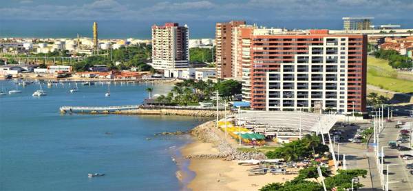 Seaflats Iate Plaza Hotel