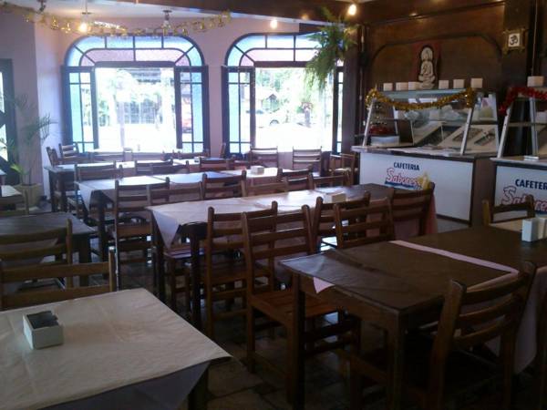 La Alhambra Apart Hotel