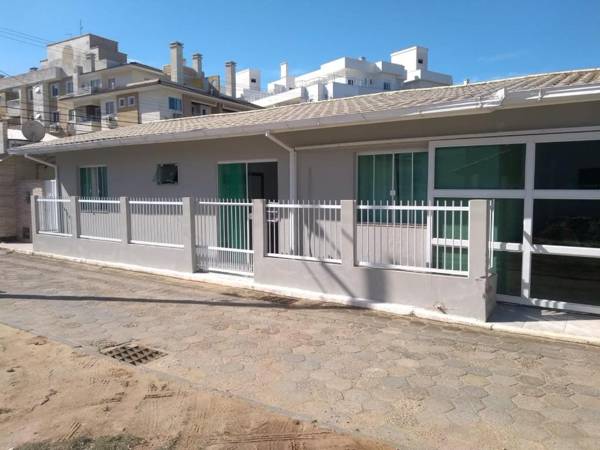 Casa P/6 pessoas 200m do Mar 089