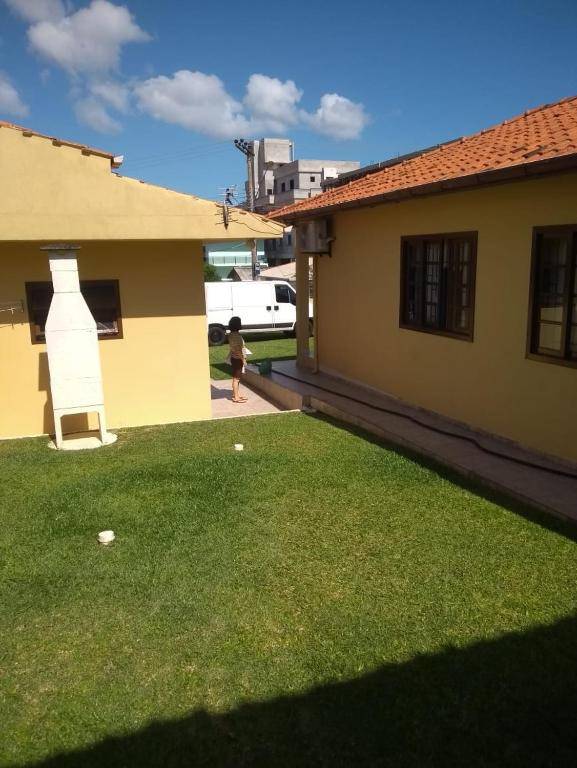 Casa P/5 Pessoas 500m do mar 090