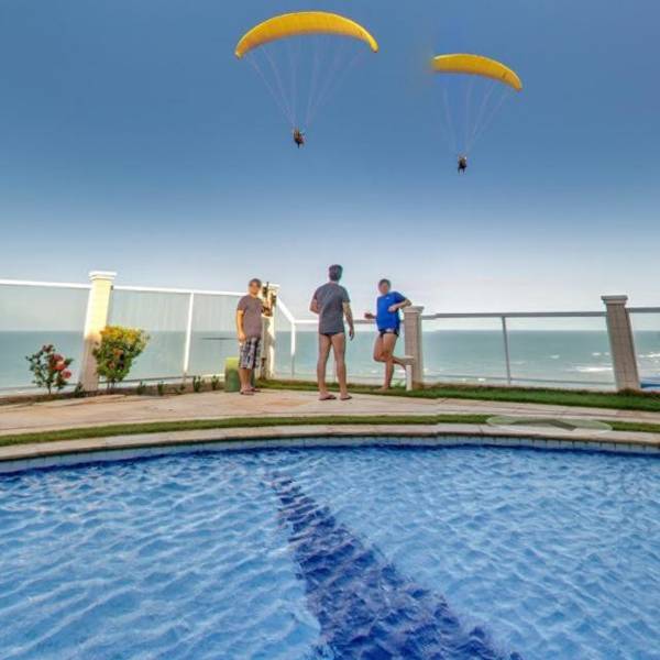 EmanuelleSales - Corretora de Imóveis - "LUXURY RESIDENCES" creci 16949F