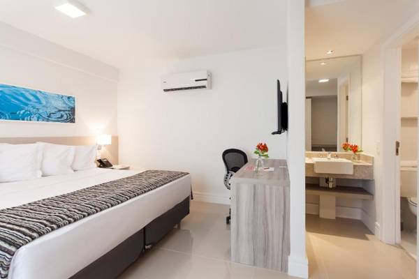 Ramada Hotel & Suites Campos Pelinca