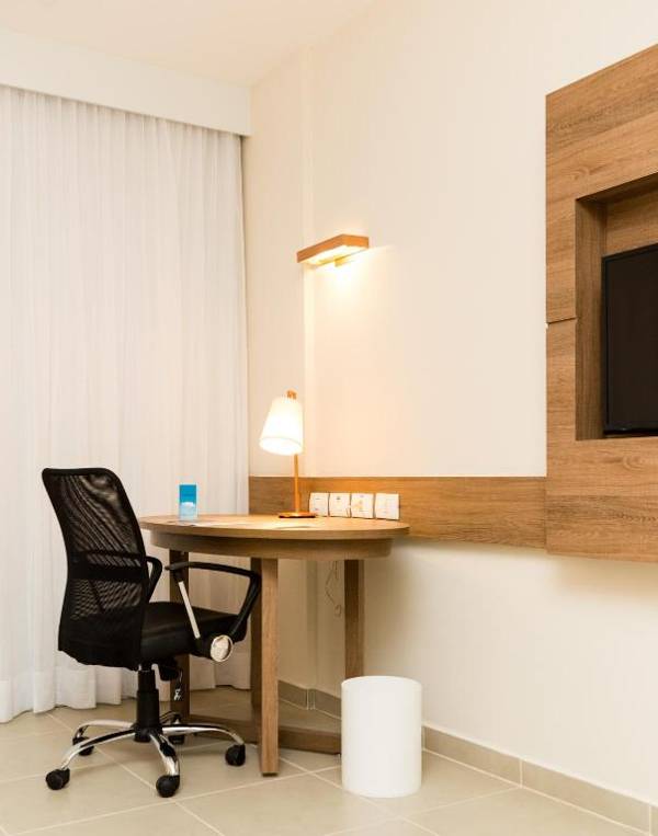 Workspace - Tulip Inn Campos dos Goytacazes