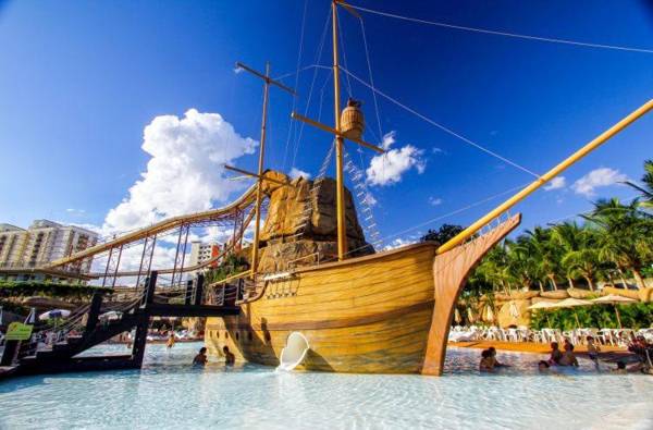 Piazza( Com Acesso Slide Acqua Park Splash)