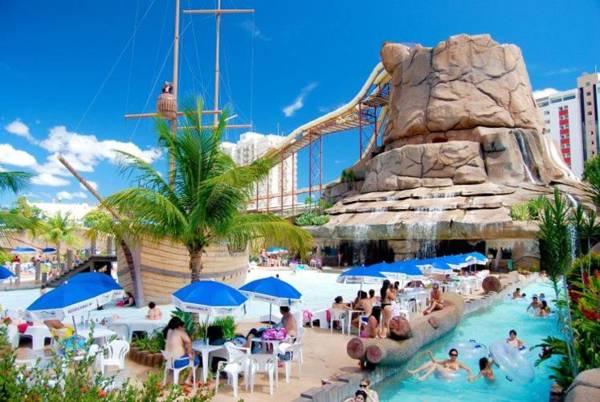 Piazza( Com Acesso Slide Acqua Park Splash)