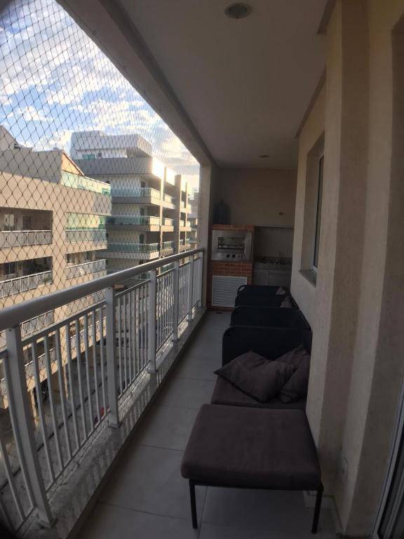 Mediterrâneo 507 - Todo Equipado Suíte com Ar Split Churrasqueira na Varanda Internet 240MB WiFi Estacionamento Grátis a 1 Km das Praias