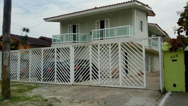 Casa em világio Boráceia