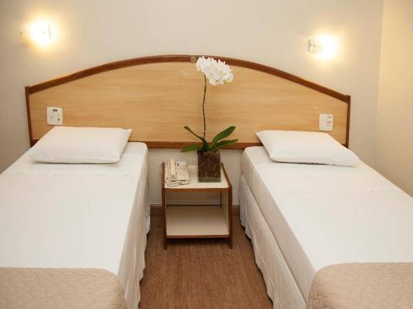 Max Savassi Apart Service