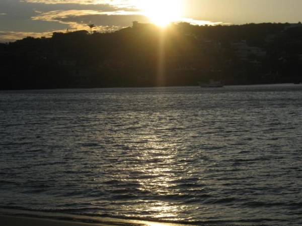 Pousada Ferradura Beach