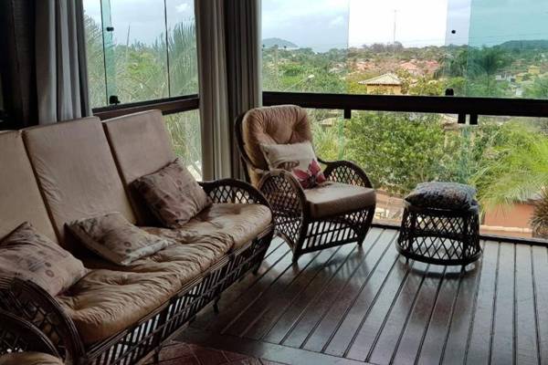 Maravilhosa casa com 8 st em geribá