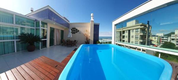 Cobertura Duplex com piscina aquecida Mariscal