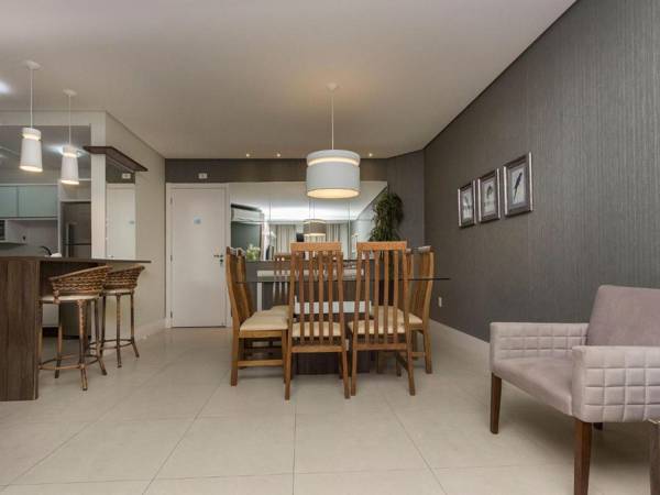 Boulevard Bombinhas 218-D - 50m do mar & Frente Avenida - Condominio de Luxo - Piscina - Jacuzzi - Portaria 24h