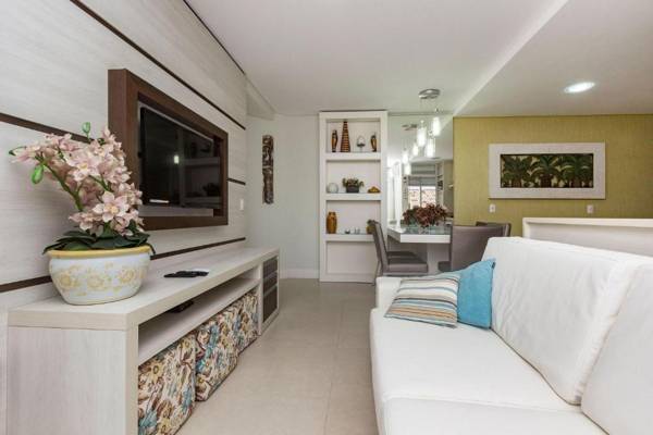 Boulevard Bombinhas 211-B - 50m do mar - Condomínio de Luxo - Piscina Climatizada - Jacuzzi - Portaria 24h