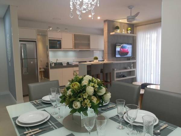 Mariscal 02 dormitórios 80m do mar com piscina