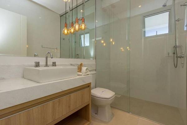 Mar de Fora 205 - Cobertura Duplex - 100 metros da praia de Mariscal - Piscina