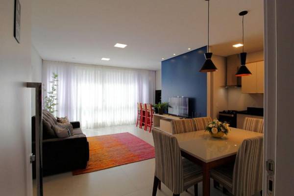 1089 - Praia de Bombinhas novíssimo 02 dormitórios