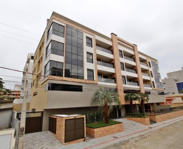 1087 Novíssimo apto na praia de Bombinhas