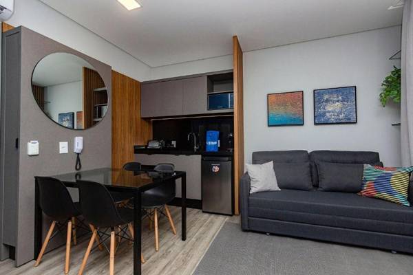 AION 303 - Avenida de Bombinhas - Vista ao Mar - Academia - 50 metros da praia