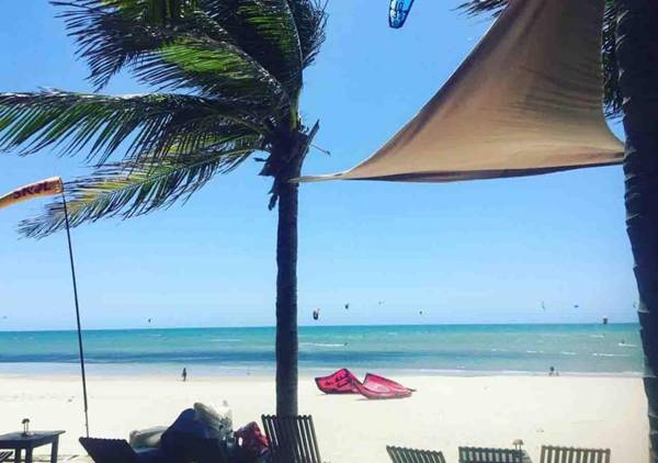 Bada Hostel & Kite School