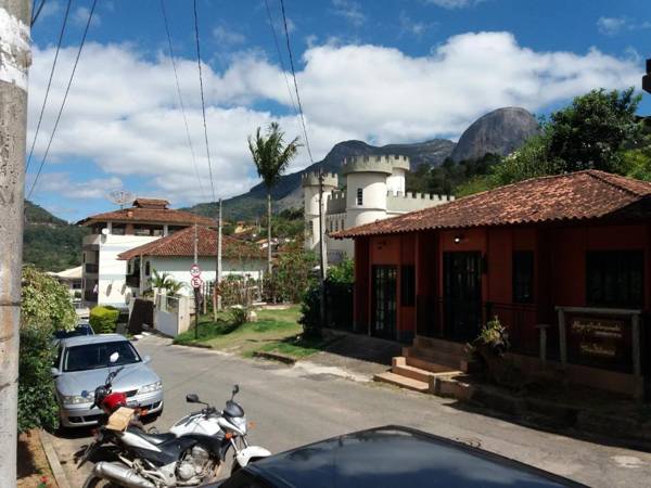 Casa de Temporada no Centro de Pedra Azul