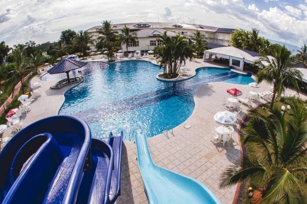 Colonial Plaza Hotel