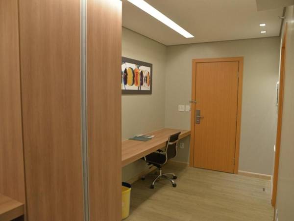 Workspace - Dubai Suites