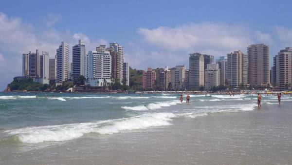 Apartamento Edifício Arpoador (Praias Asturias-Tombo)