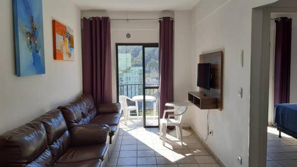 Condomínio com Piscina Churrasqueira 1 vaga de Garagem