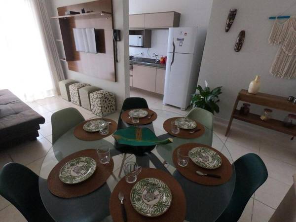 50 metros da praia vista para a serra e o mar