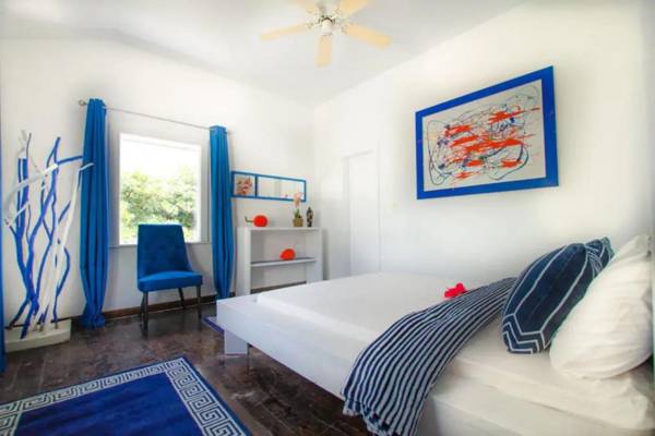 Petite Mouette - Ocean front Cottage at Beach