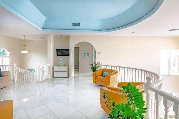 Seaview Oceanfront Villa Private pool