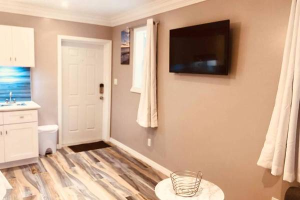 King & Queen Suite #7