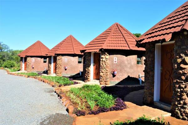 Crocodile Pools River Safaris Resort