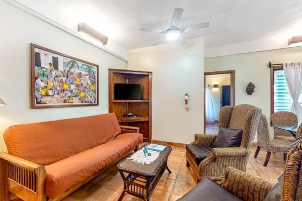 Condo #25 @ Beachside Villas