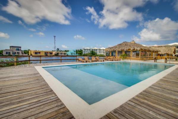 Mara Laguna Suites
