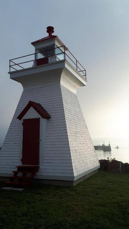 Hillside Landing B&B