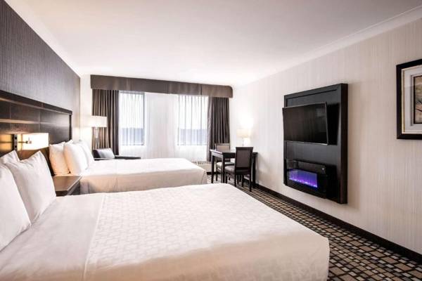 Clarion Hotel & Suites