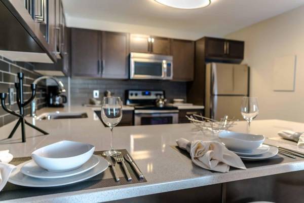 Fort Garry Place Furnished Suites