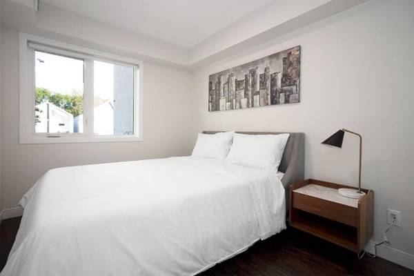 Gorgeous 2-bedrooms duplex upper unit